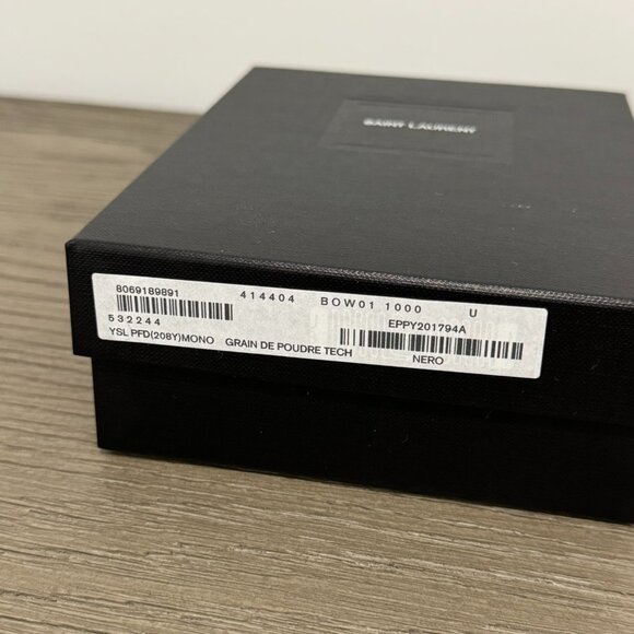 SAINT LAURENT CASSANDRE MATELASSE Small Black Envelope Wallet - Picture 16 of 16